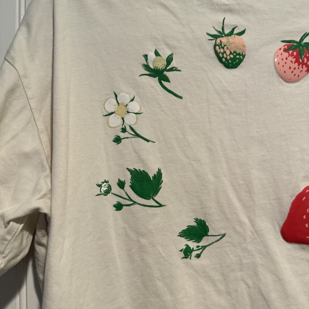 Converse Strawberry Tee Shirt Size Small - Picture 3 of 5